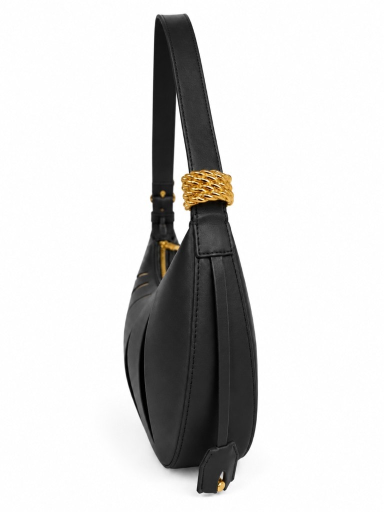Premium Leather Crescent Shoulder Bag Black — сбоку