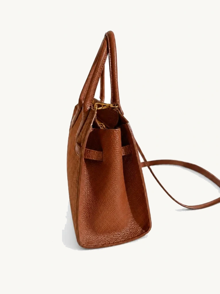 Violaine Cognac — vedere laterală