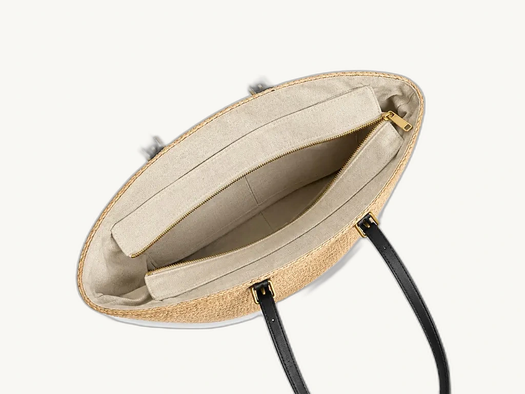 Capri Natural / Black — interior