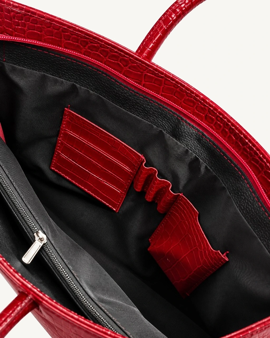 Edmee Cherry Red — buzunare