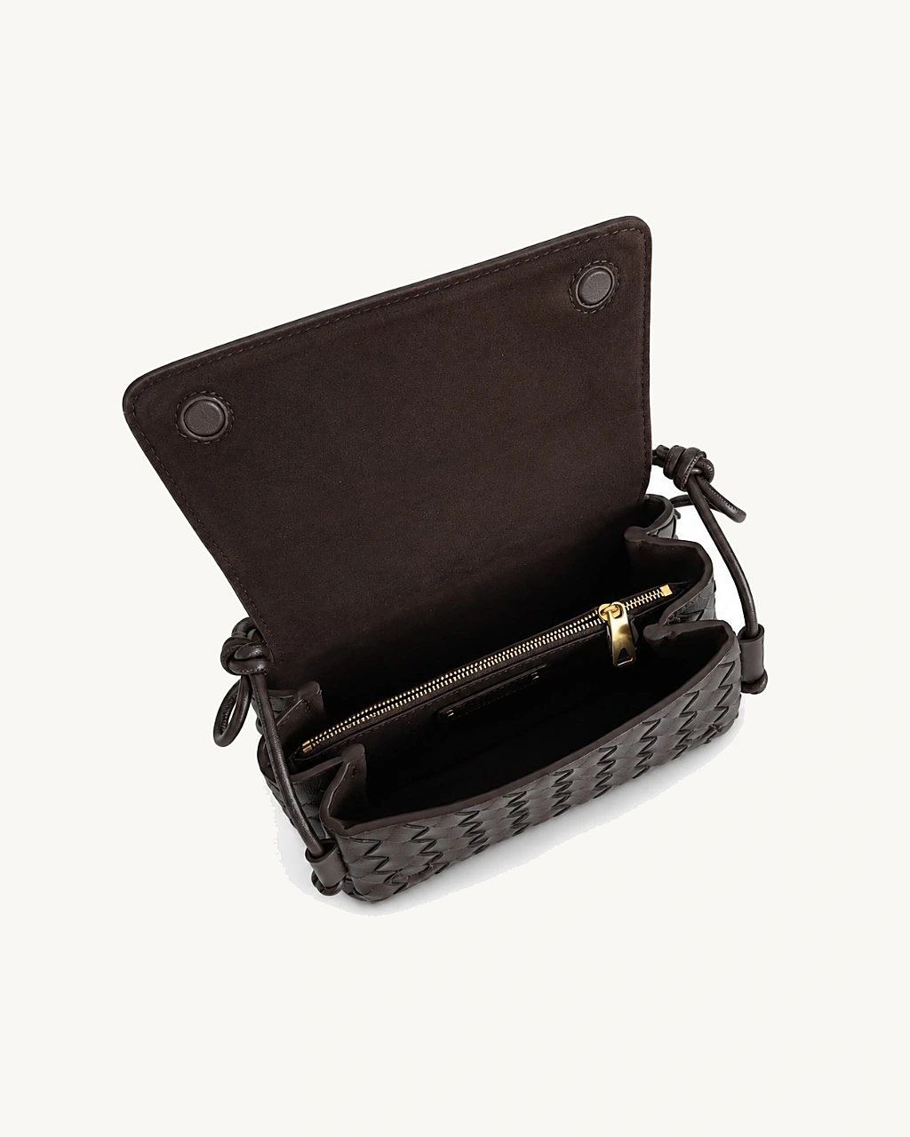 Novella Dark Chocolate — interior