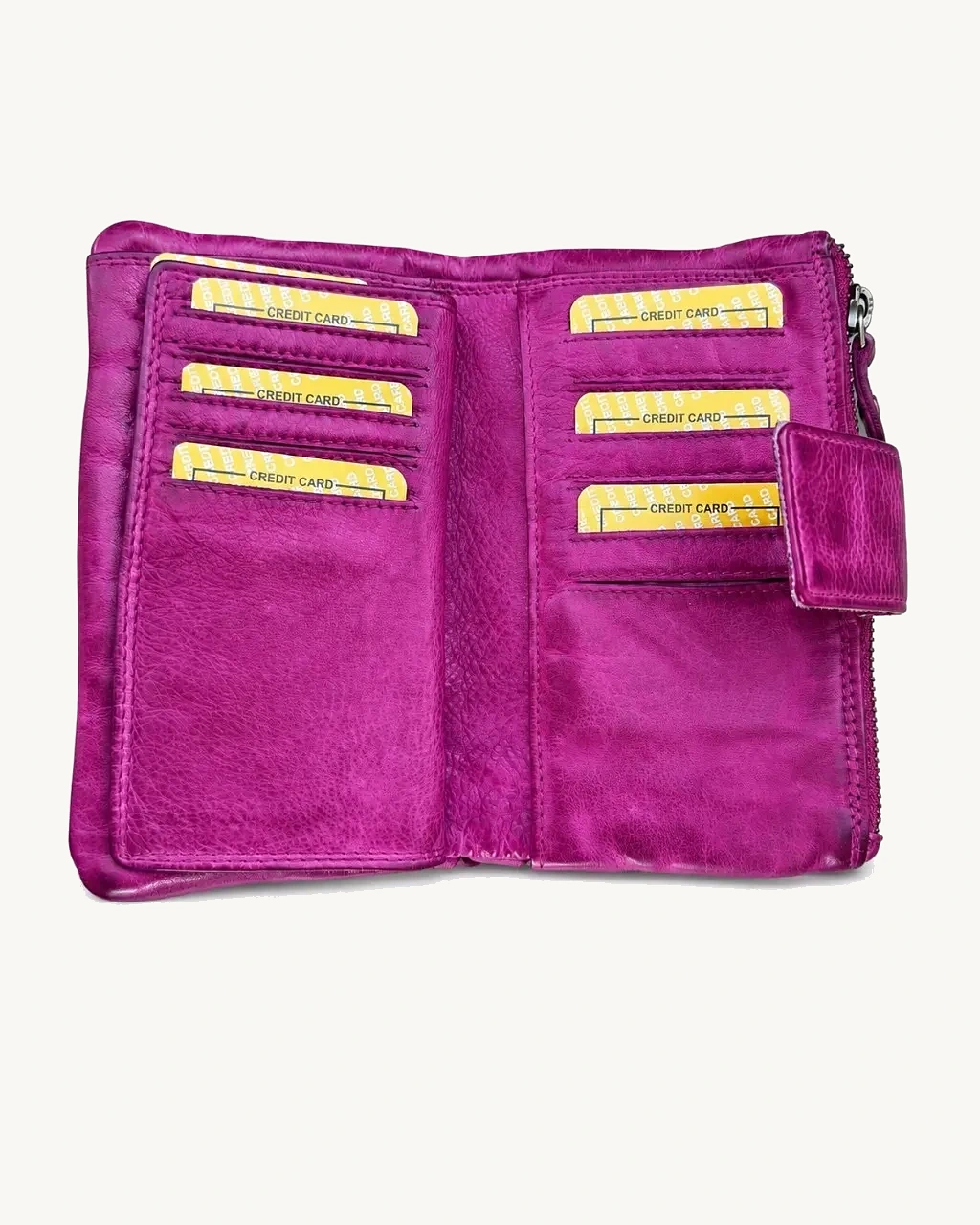 Flavia Magenta — interior