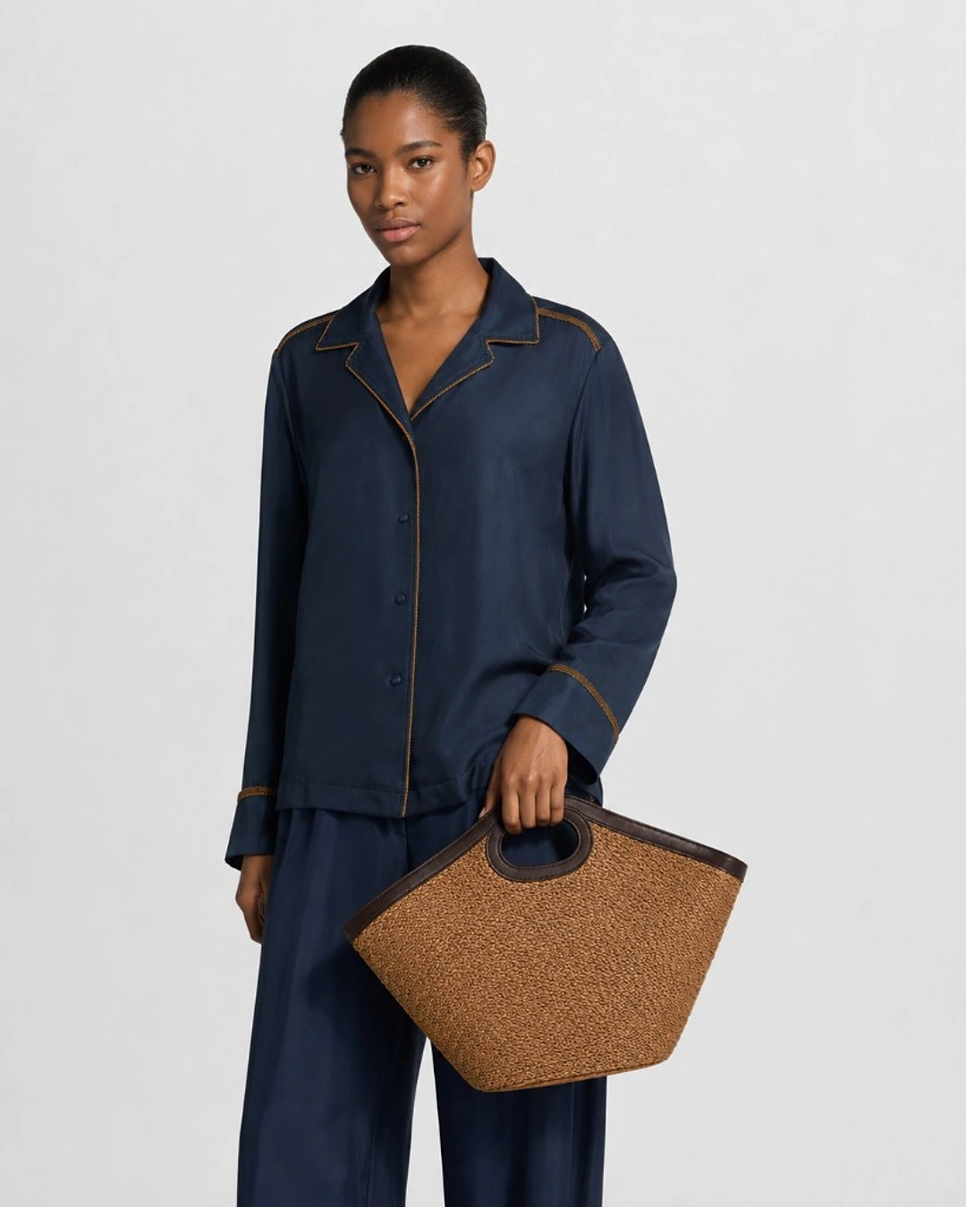 Celia Natural Tan — на модели