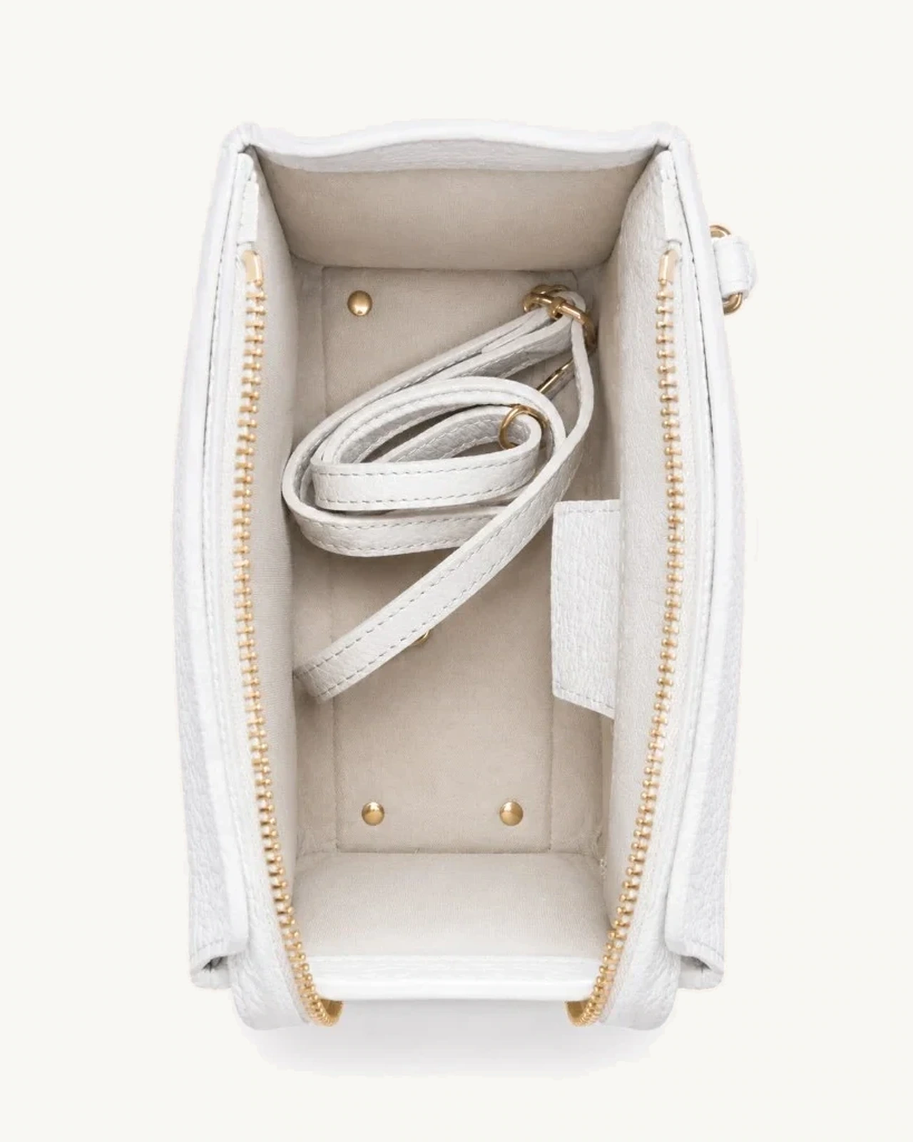 Aveline White — interior