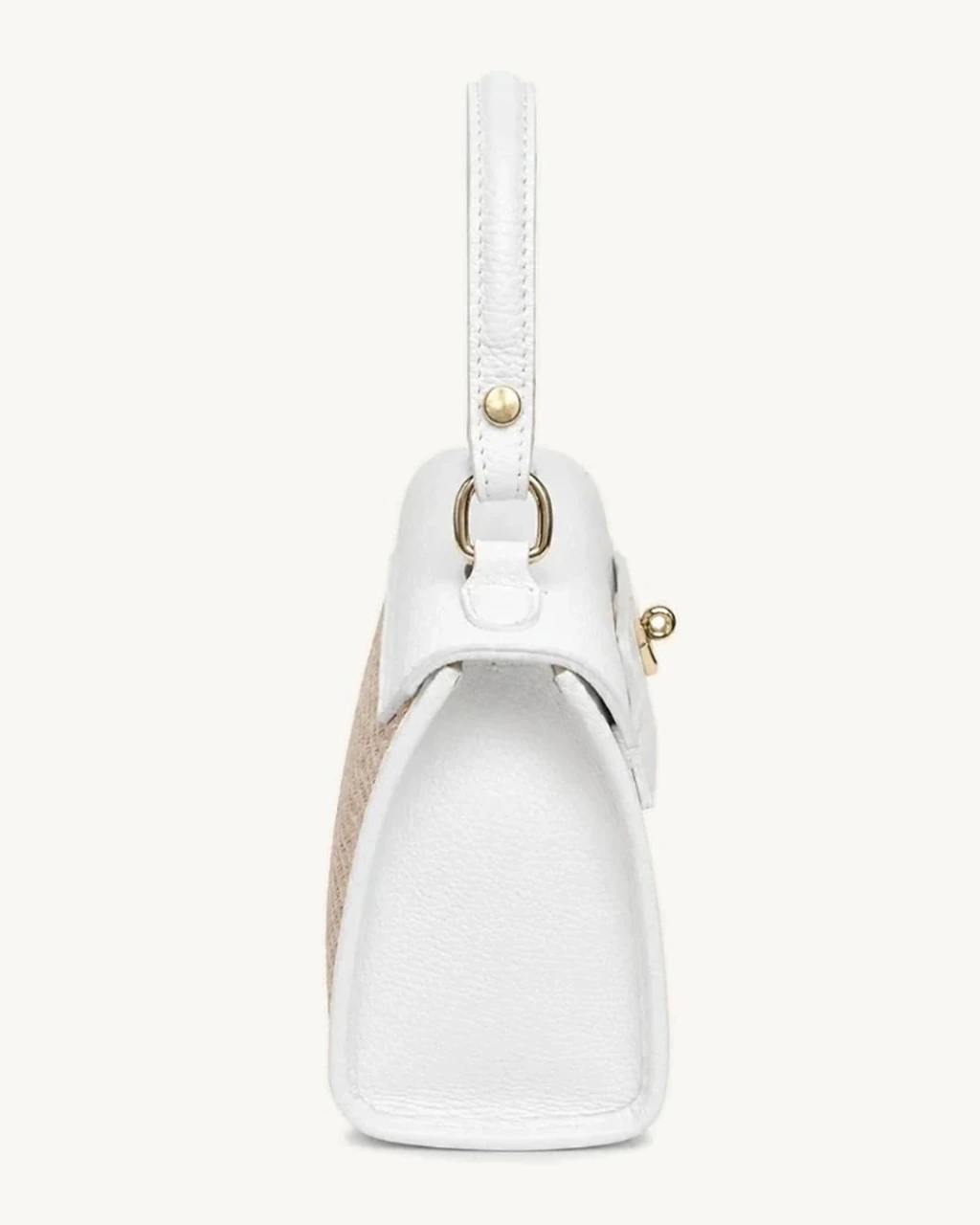 Aveline White — vedere laterală